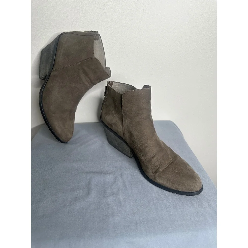Eileen Fisher Women Taupe Leather Pointed Toe Ankle Booties Block Heel Size 9.5